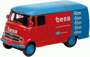 Schuco Mercedes-Benz L319 "tesa film" (25224) Modellfahrzeuge