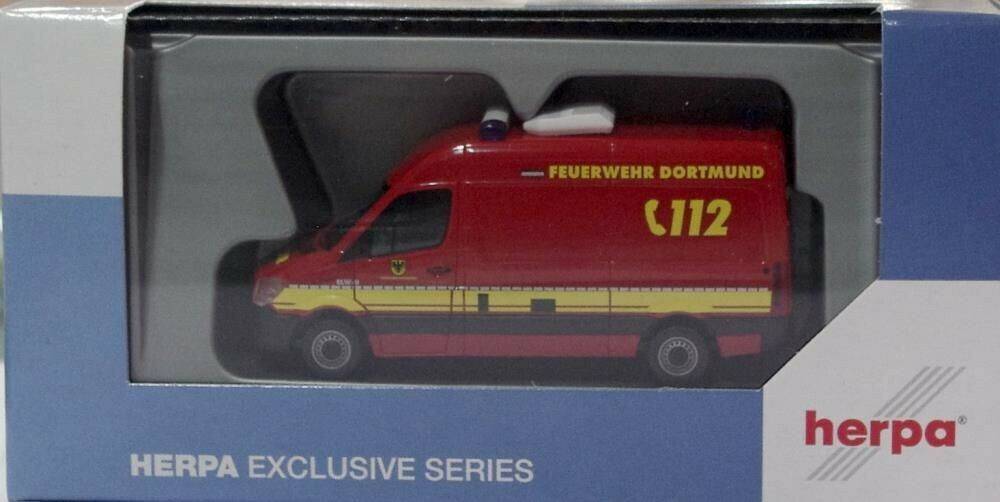 Herpa Mercedes Benz Sprinter 13 FW Dortmund (936316) Modellfahrzeuge